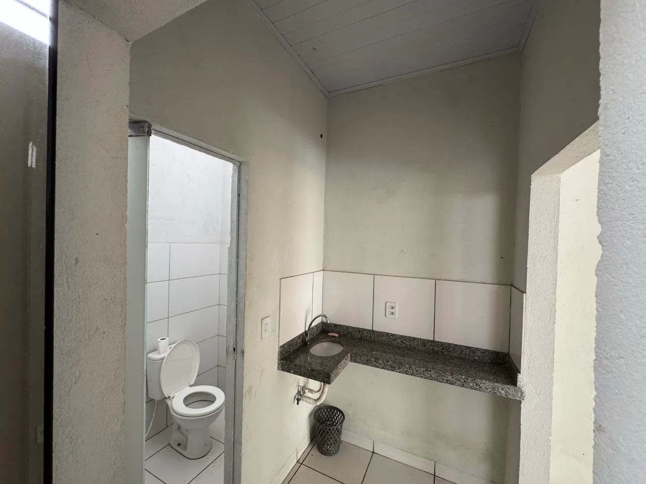 IMÓVEL COMERCIAL + RESIDÊNCIA AV GOIÁS  - Foto 7