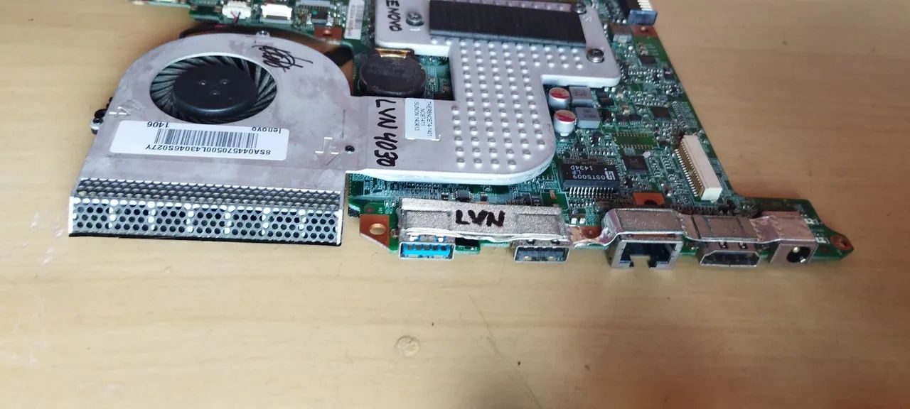 Placa Mãe Lenovo Lnv L40 30 2.41ghz Mbprncbt44-t820 Ncbt411 - Foto 4