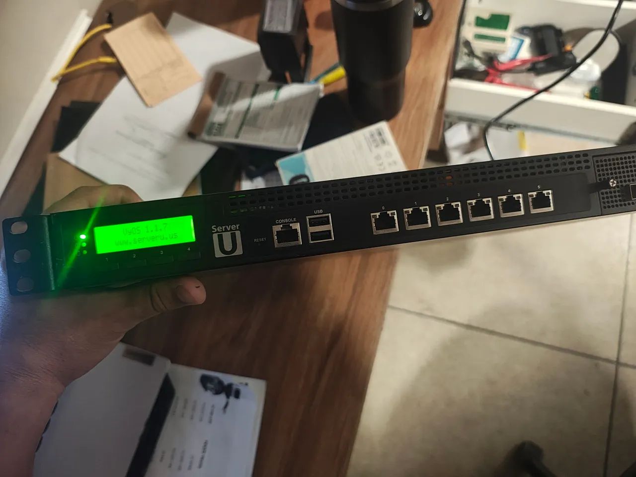 SERVER-U L800 USADO EM BOM ESTADO 