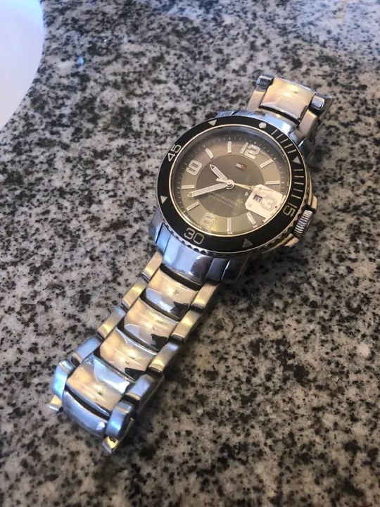 Vendo Relógio Tommy Hilfiger - Foto 2