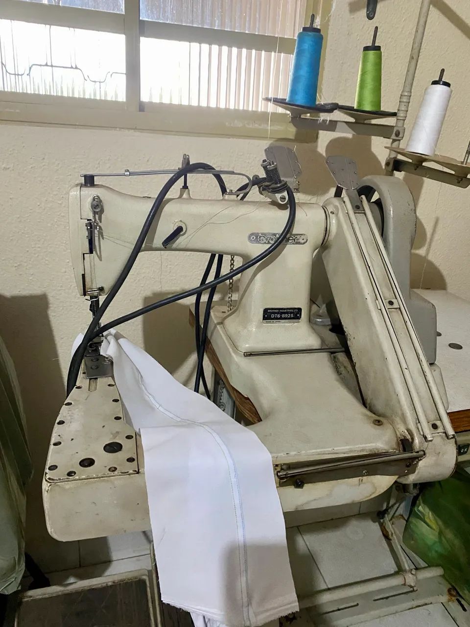 Máquina Fechadeira de braço