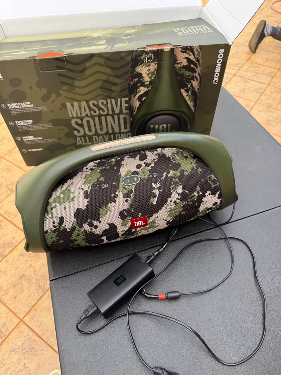 Jbl bombox 2
