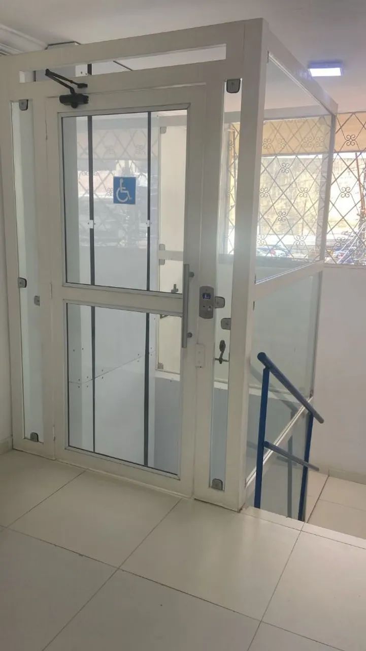 Elevador de Acessibilidade Plataforma Vertical - 250kg / 3 Pessoas<br> - Foto 6