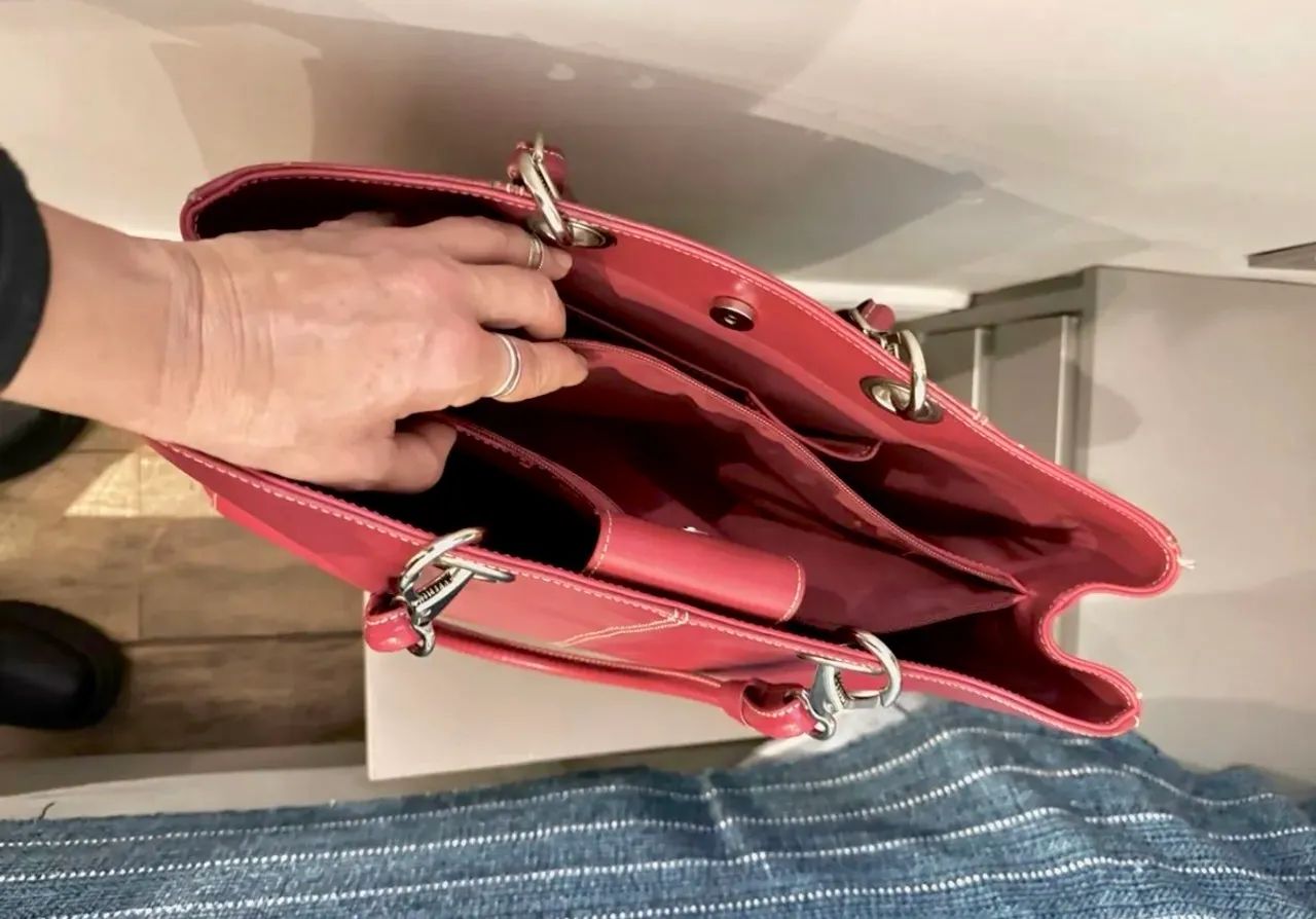 Bolsa de Ombro Vermelha Elegante - Foto 4