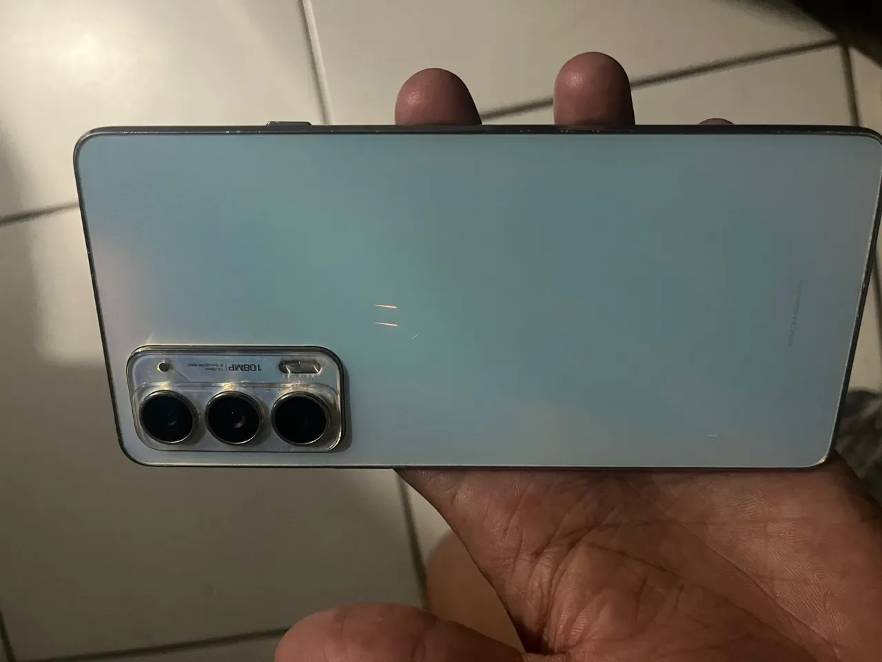Moto Edge 20
