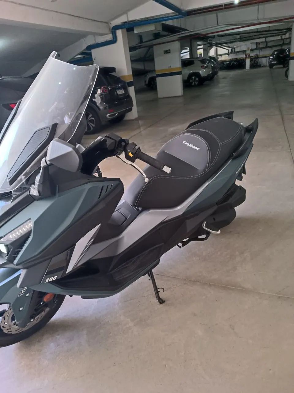 Linda scooter Cruissym 2025  com 1500 km coe verde . - Foto 3