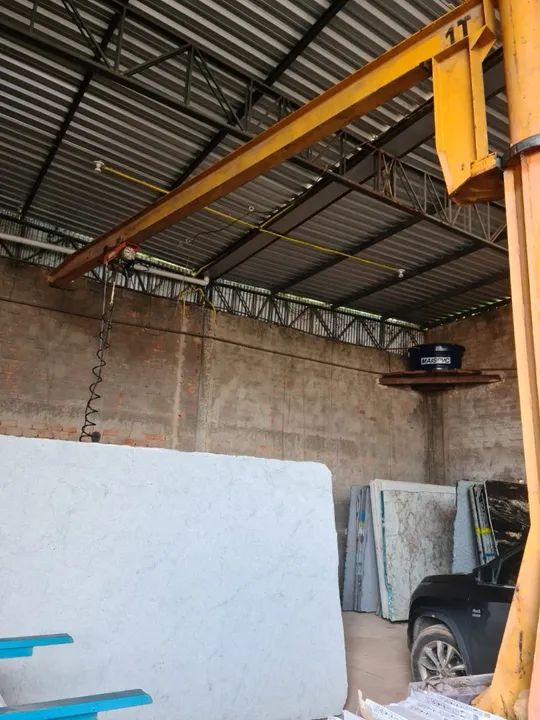 Torre tipo Grua e máquina de cortar granito - Foto 2