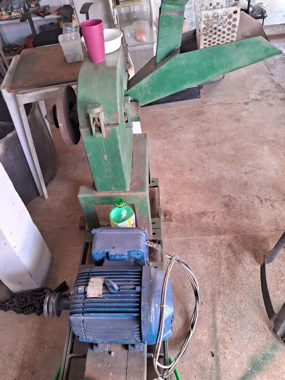 Triturador de ração 