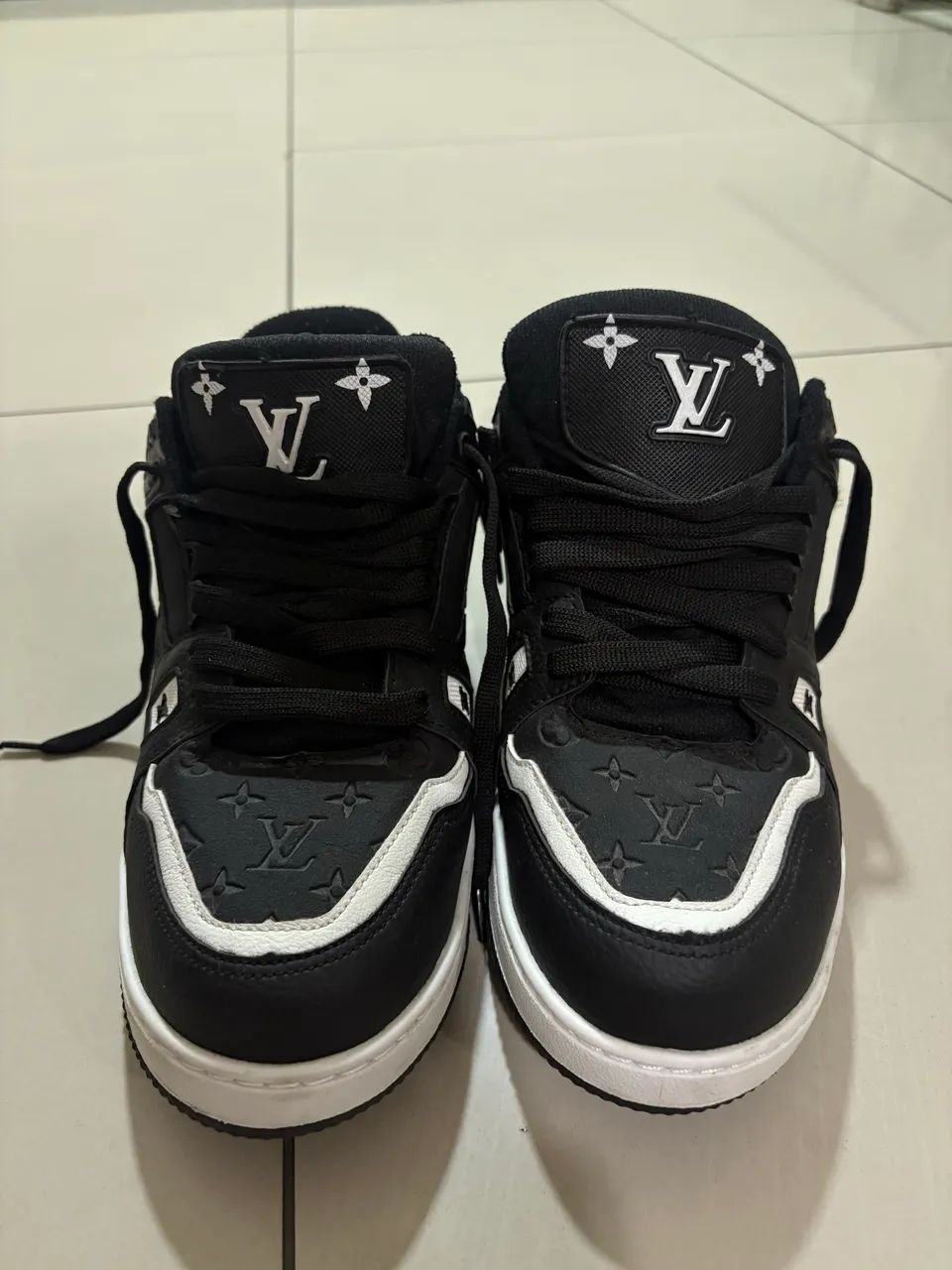 Tênis Louis Vuitton