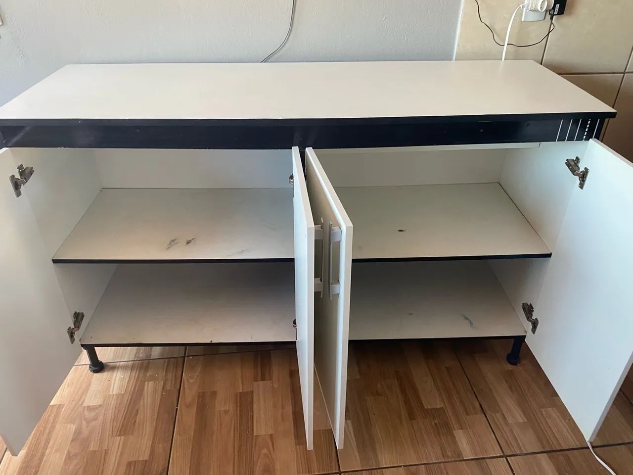 Armário de Cozinha Branco e preto com 4 portas  - Foto 5