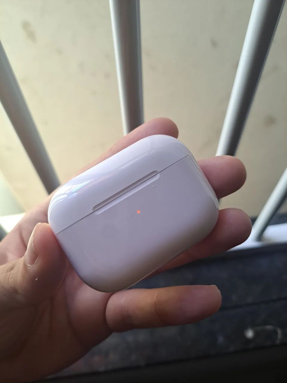 Fone de ouvido TWS APO-5 Branco - Novo na caixa - Foto 3