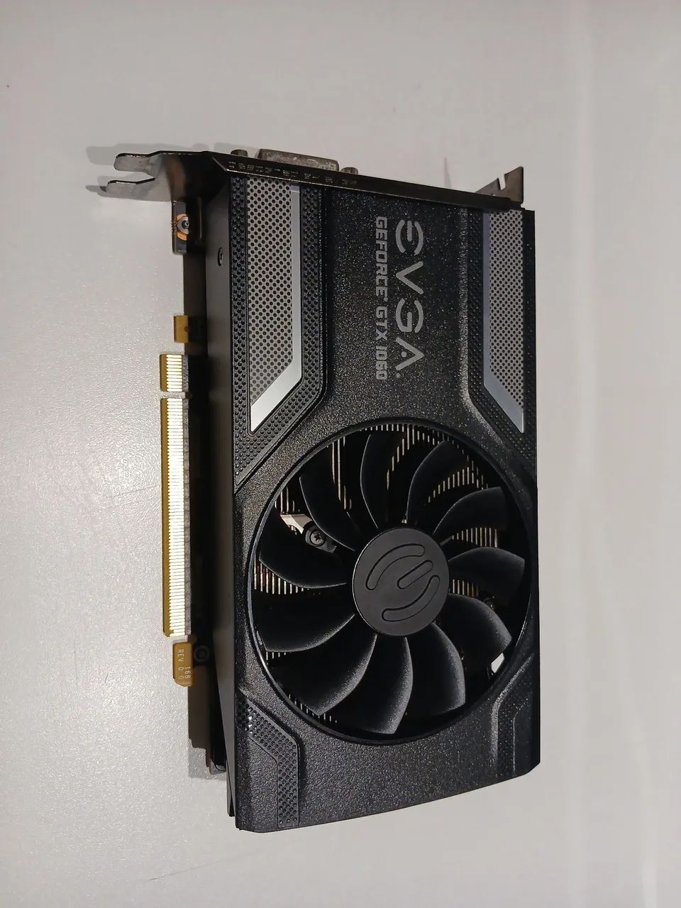 Placa de Vídeo EVGA GeForce GTX 1060 3GB - Foto 2