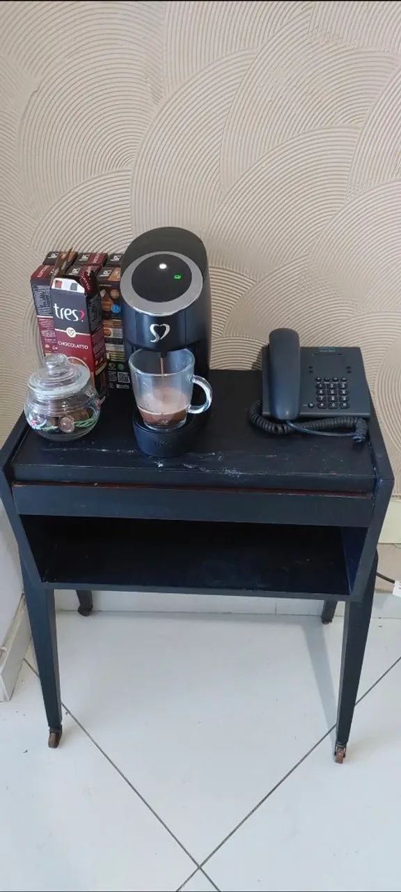 Vendo Cafeteira Dolce Gusto Tres