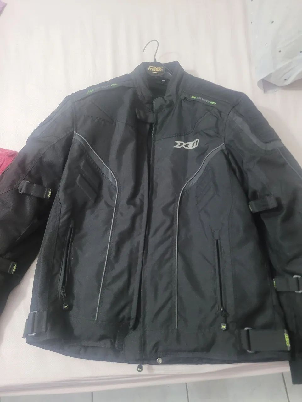 Jaqueta moto X11 Iron2 tamanho GG em estado de zero Peças para