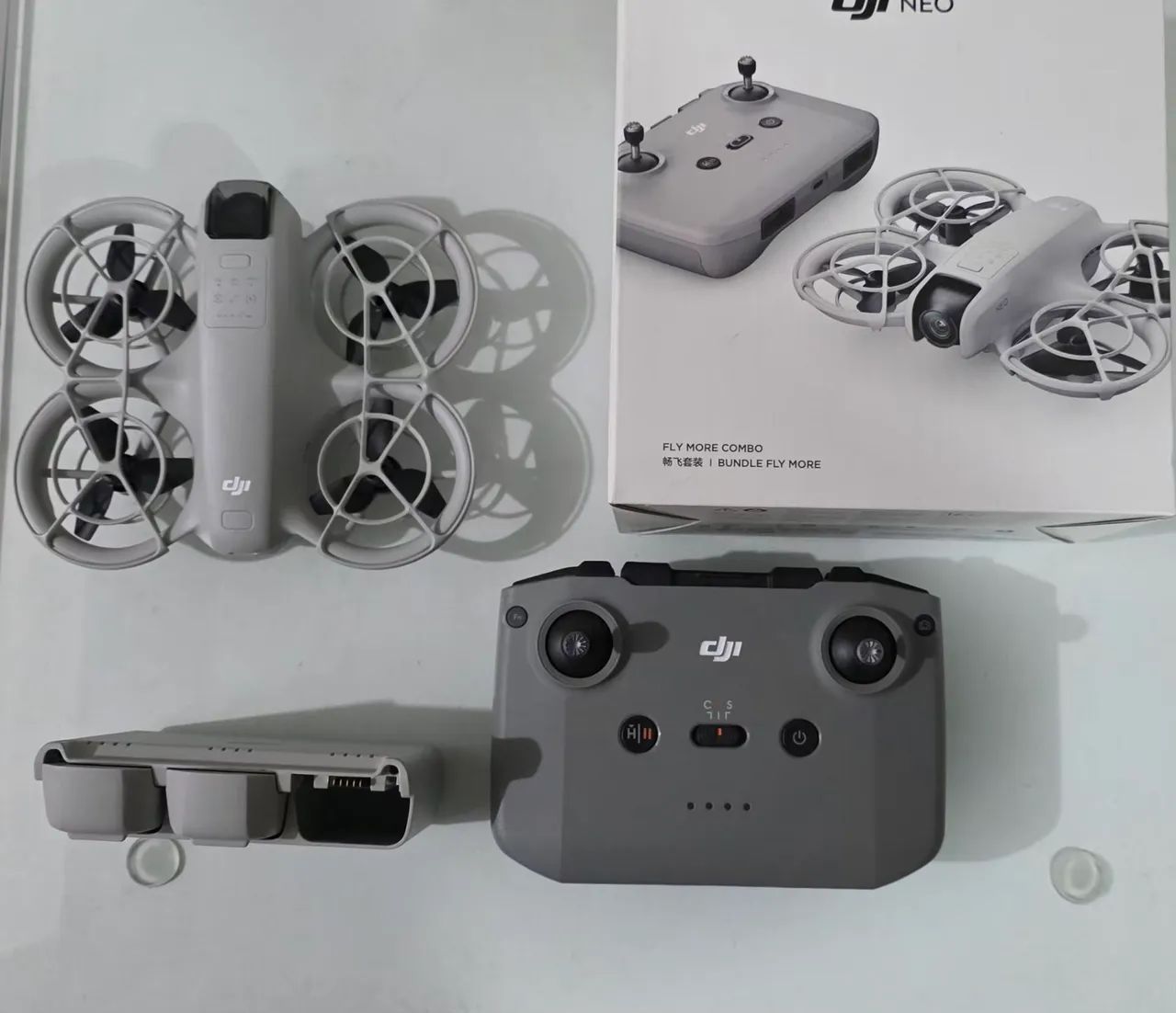 Drone DJI NEO FLY MORE COMBO
