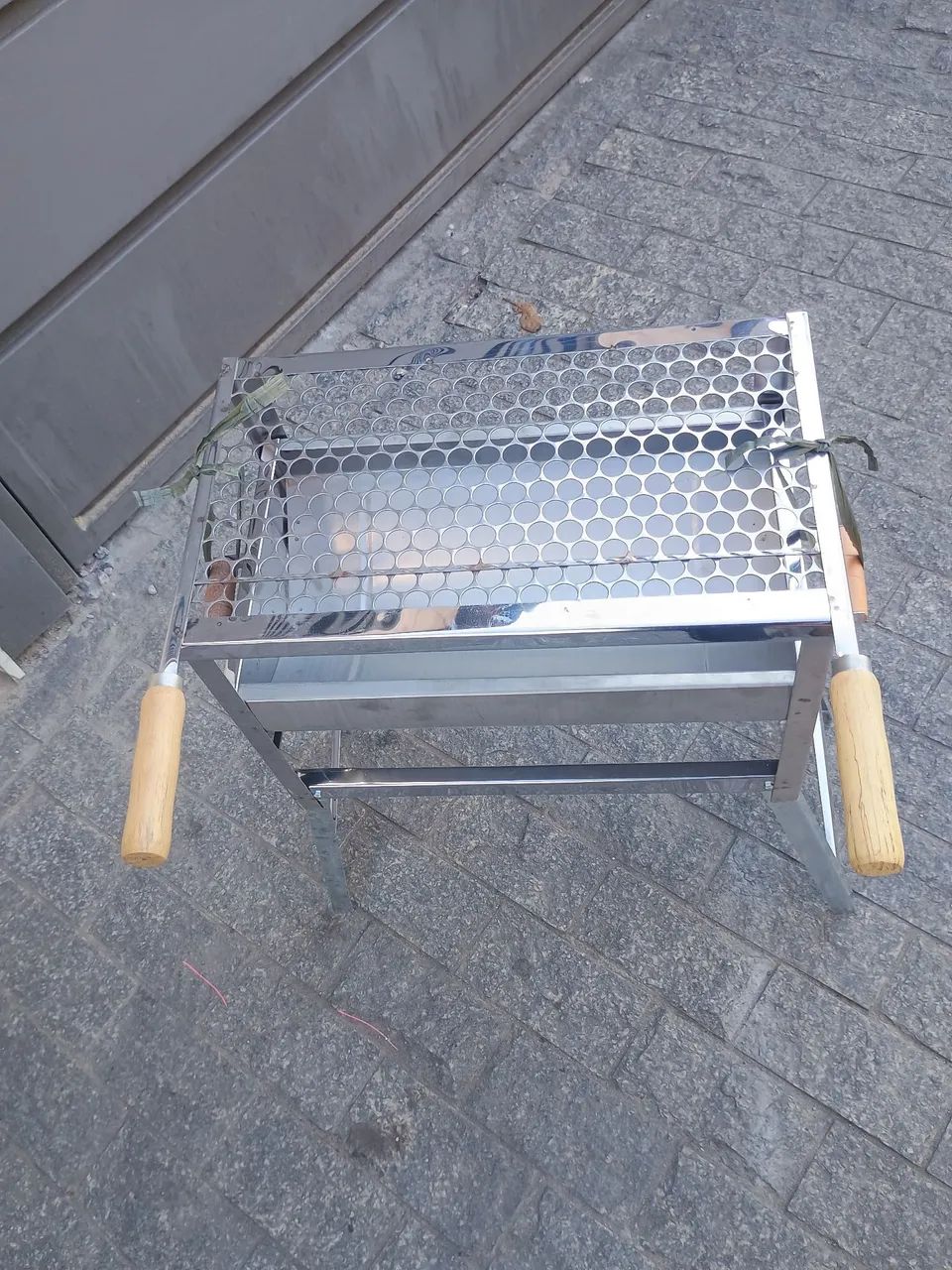 Churrasqueira portátil em aço inox - Foto 4