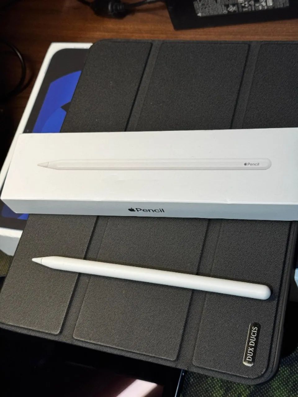 Apple iPad Air (5ª Geração) 64gb + Appel Pencil 2ª Geração