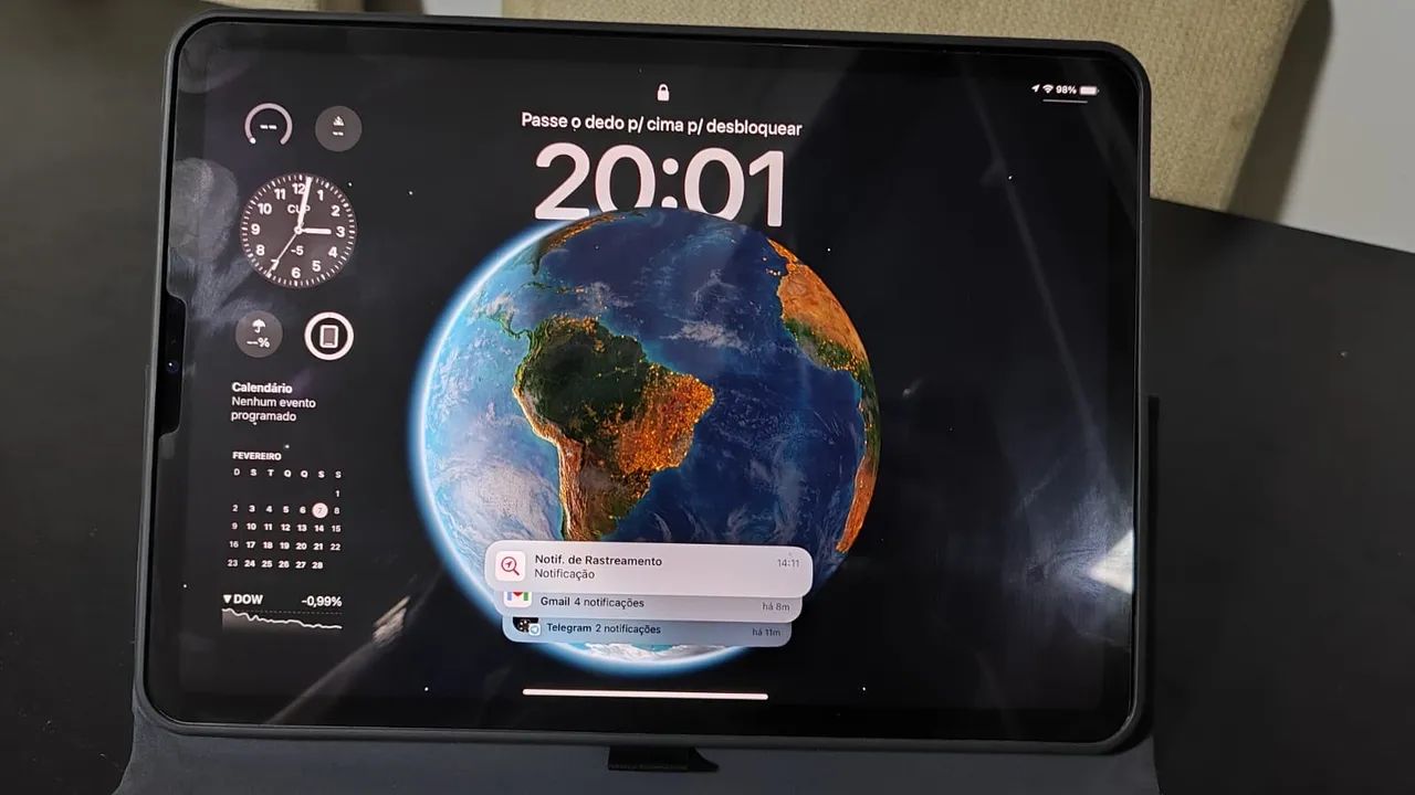 iPad pro 11 pol M2 geração 4 128gb  (ele já vem com Magic Keyboard) - Foto 5