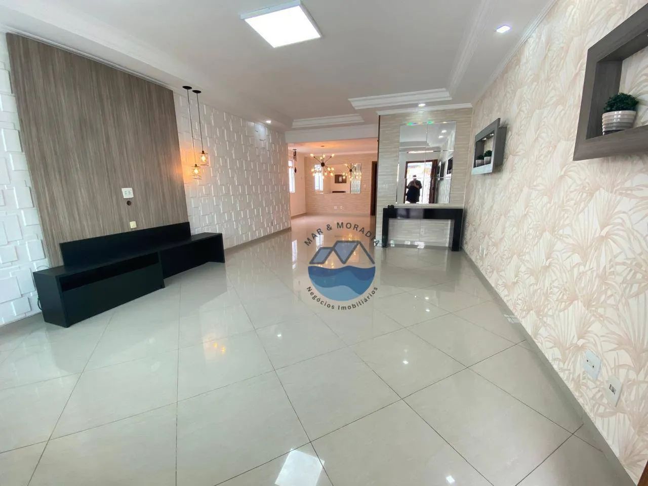 Casa com 4 dormitórios para alugar, 254 m² por R$ 6.000,01/mês - Marapé - Santos/SP