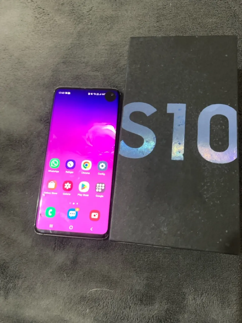 S10 128gb 8 ram.