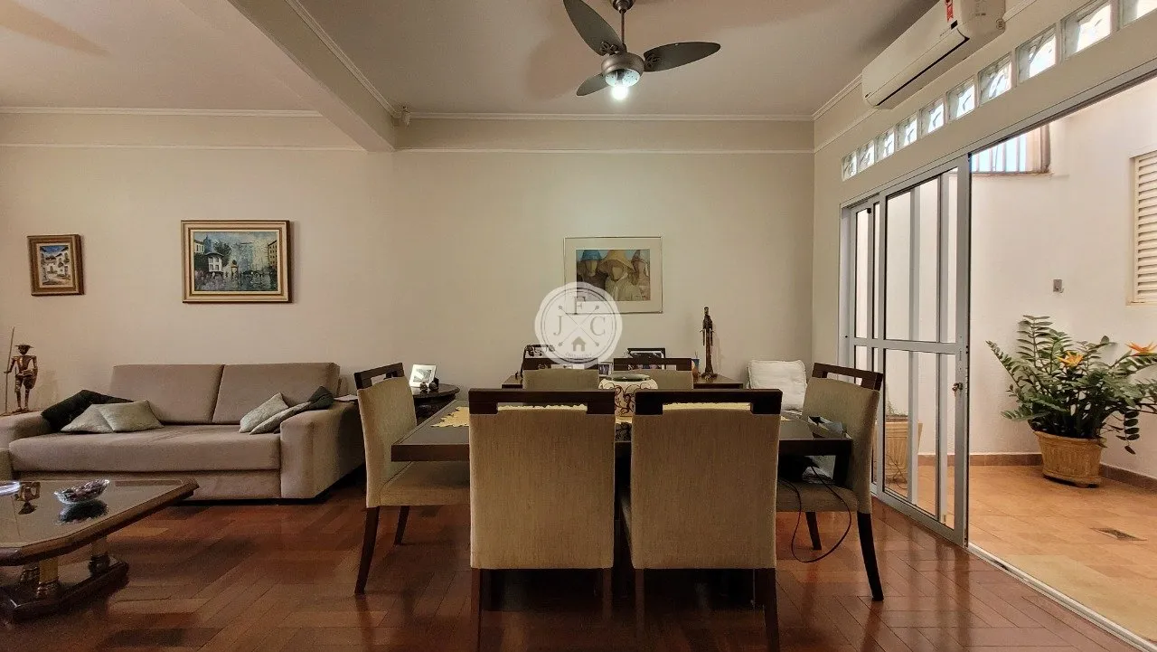 Casa Térrea de Uso Misto com 3 Quartos, 261m² - Alto da Boa Vista - Av. Anhanguera