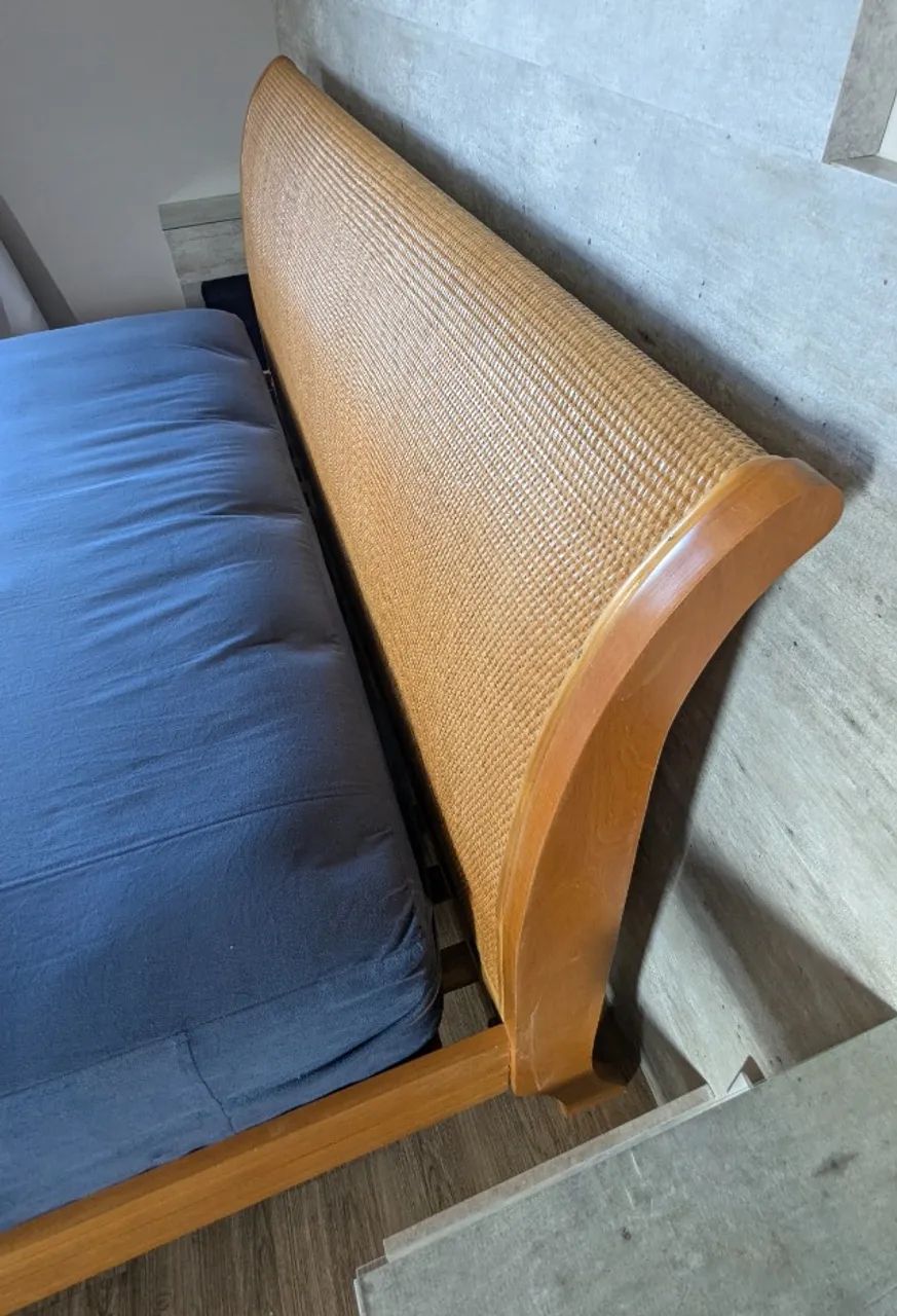 Cama Queen Saccaro com cabeceira em palha - Foto 2