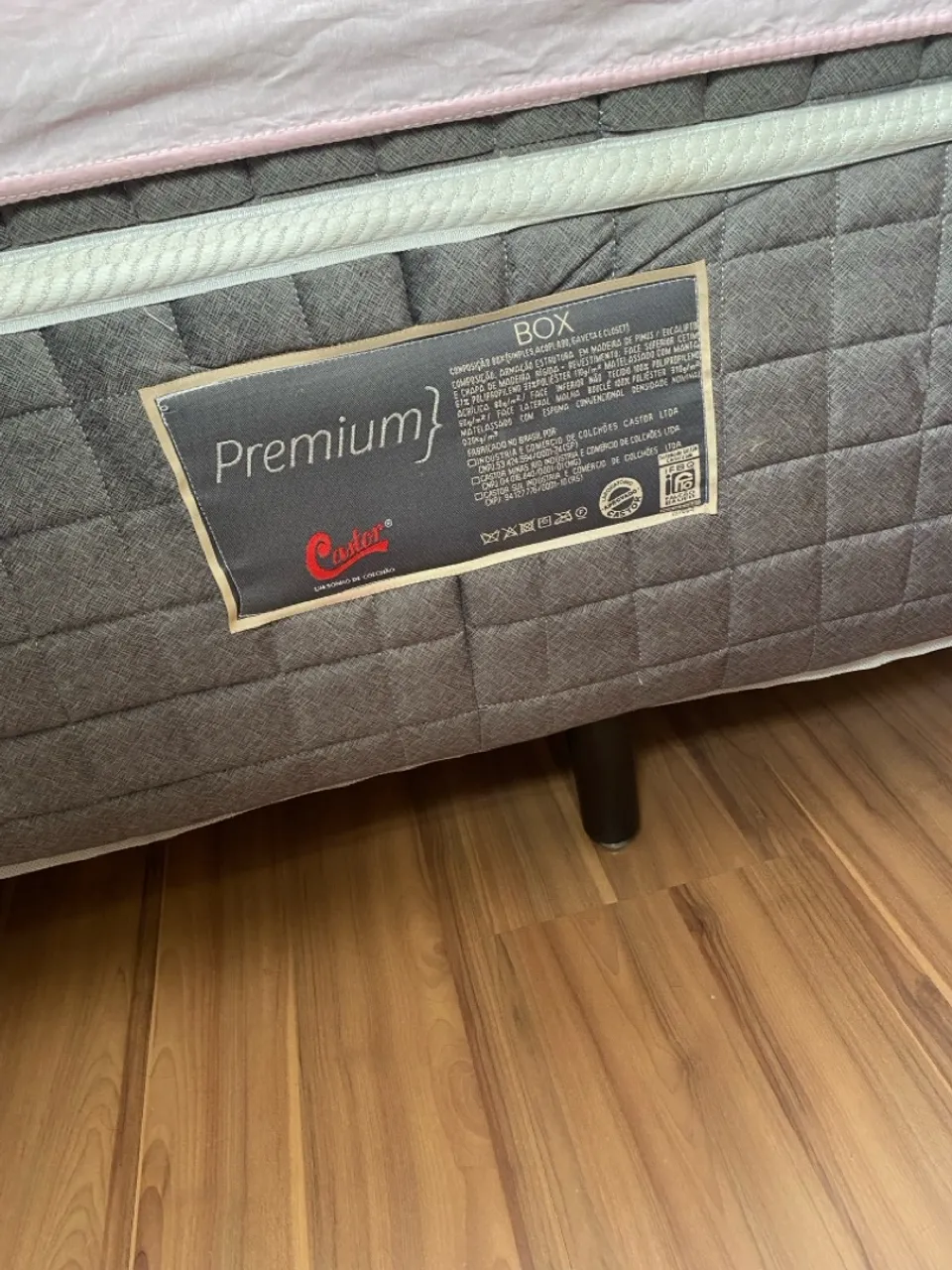 Cama Box Premium Castor