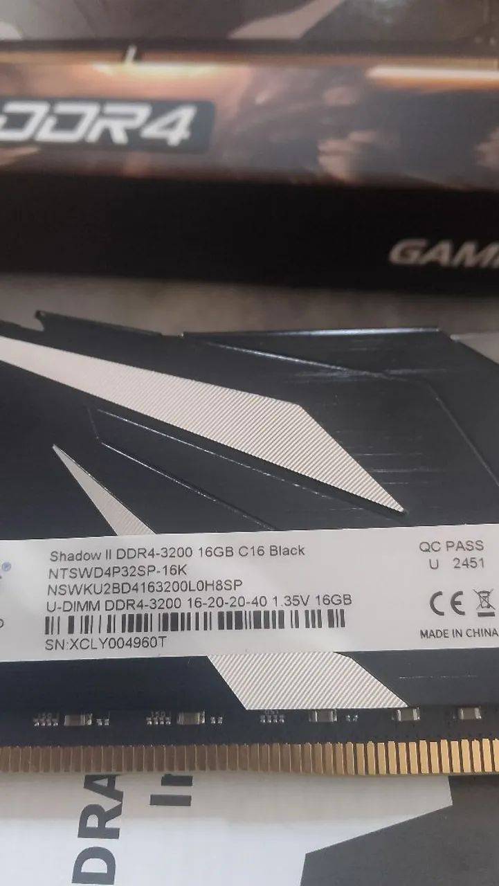 Ganhei em um sorteio tá lacrado 