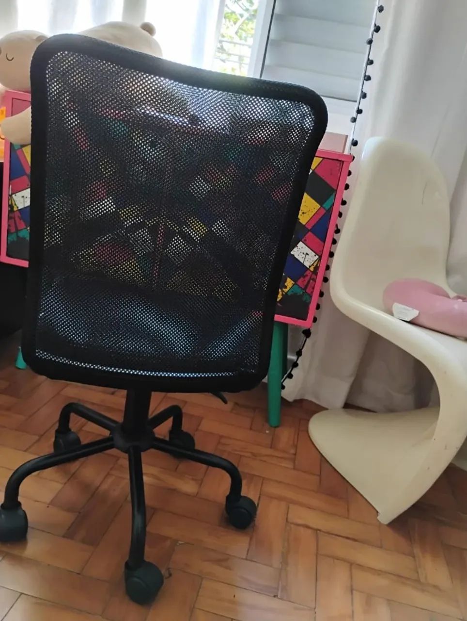 Cadeira de Escritório Ergonômica Preta tok stok  - Foto 4