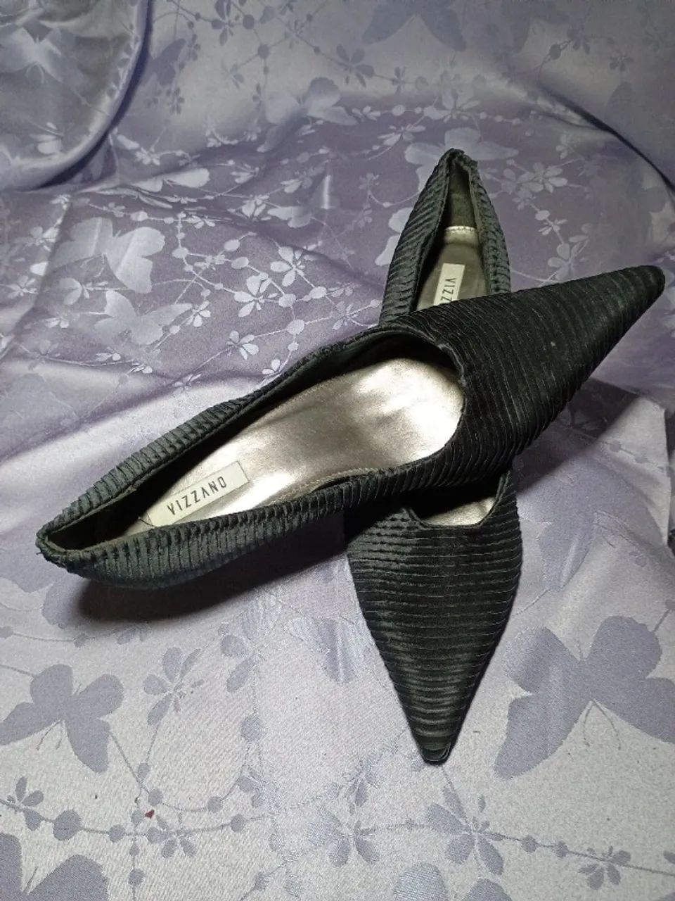 SCARPIN VIZZANO PRETO ACETINADO