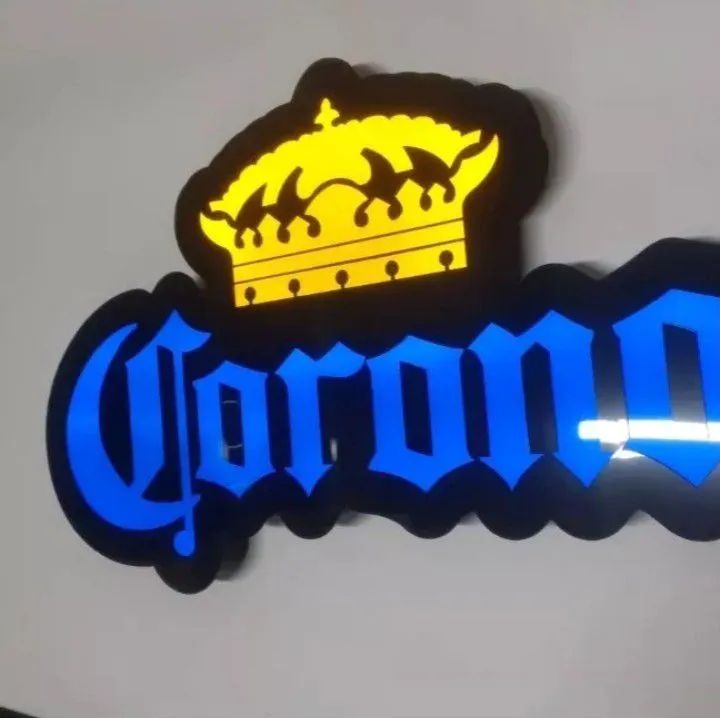 Linda luminária Corona  - Foto 2