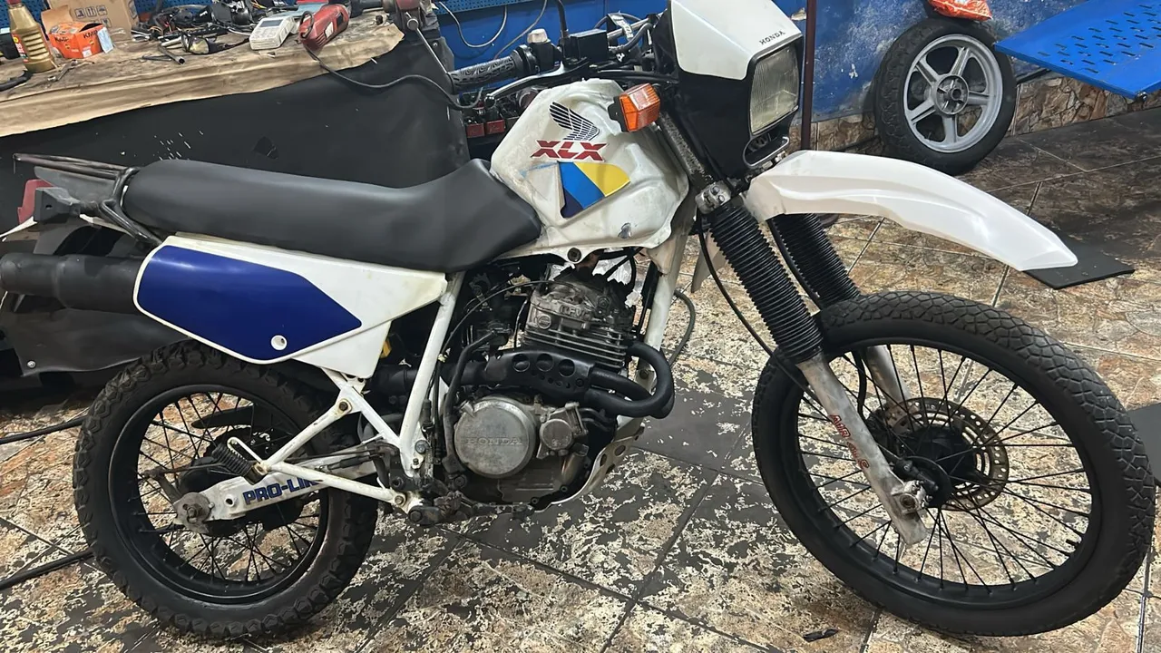 Honda XLX 350 88