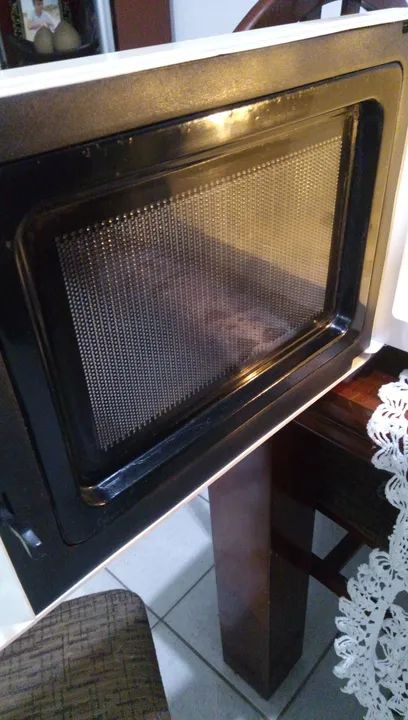 Microondas Eletrolux 18 Lts. - Foto 4