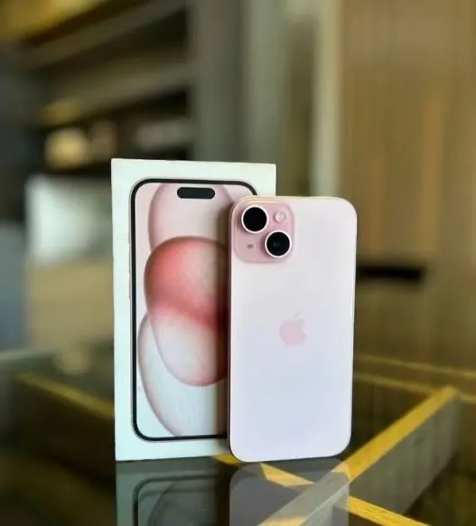 iPhone 15
