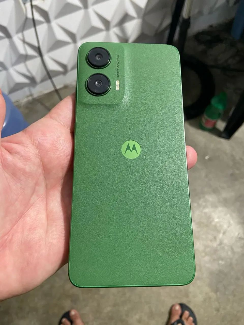 Celular Motorola E35 em ótimo Estado e com menos de 1 mês de uso - Foto 2