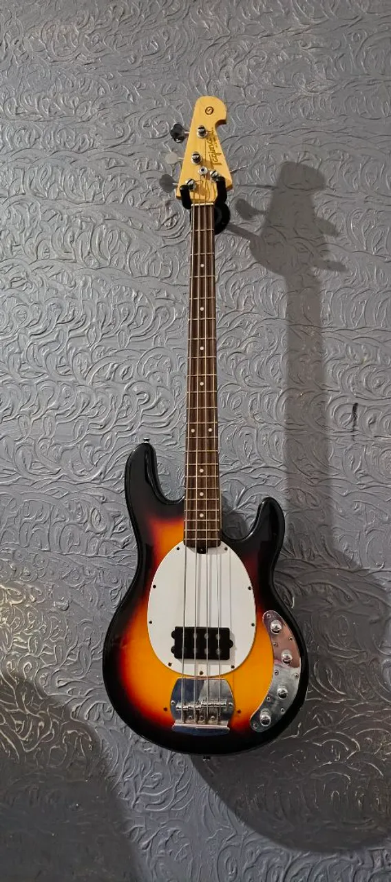 Baixo Tagima TBM4 Sunburst - Excelente Estado.