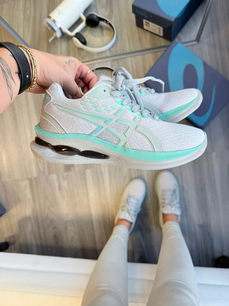 Tênis Asics Gel-Nimbus 24 - Branco e Verde