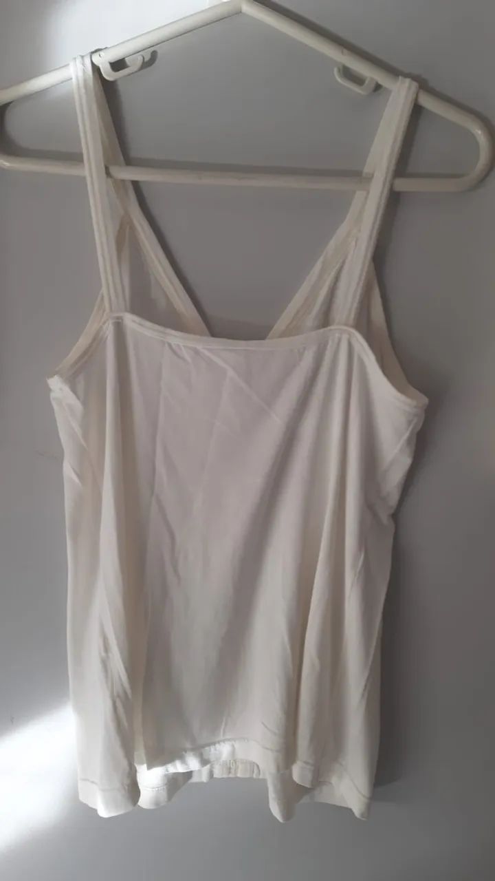 Blusa Canelada Yessica Off-White - Básica, Elegante e Versátil ? - Foto 3