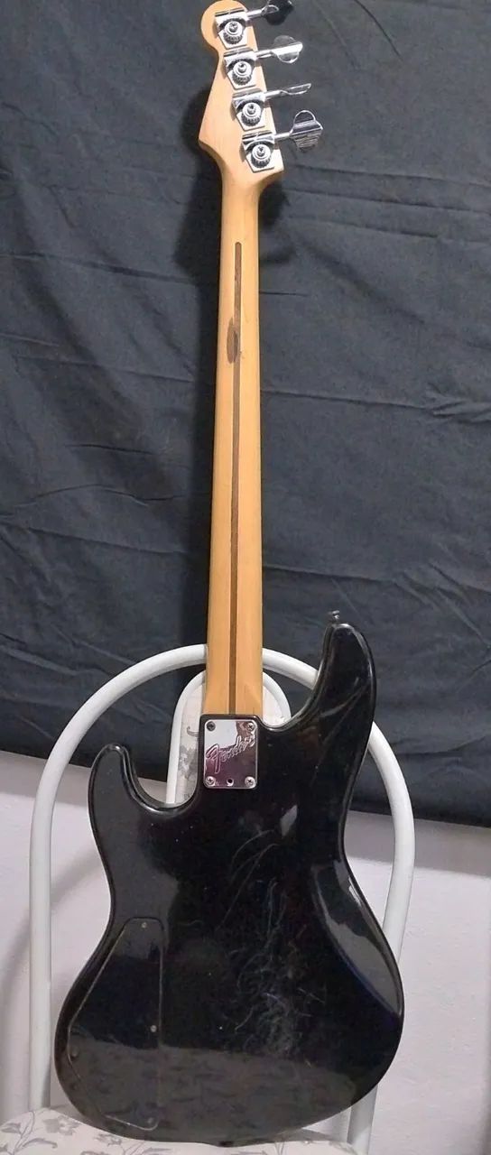 Contra baixo FENDER JAZZ BASS PLUS 1994 passivo 4 cordas USA - Foto 2