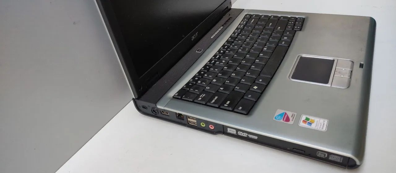 Notebook Acer Prata - Raridade - Ideal para DEV baixo nivel - Foto 4