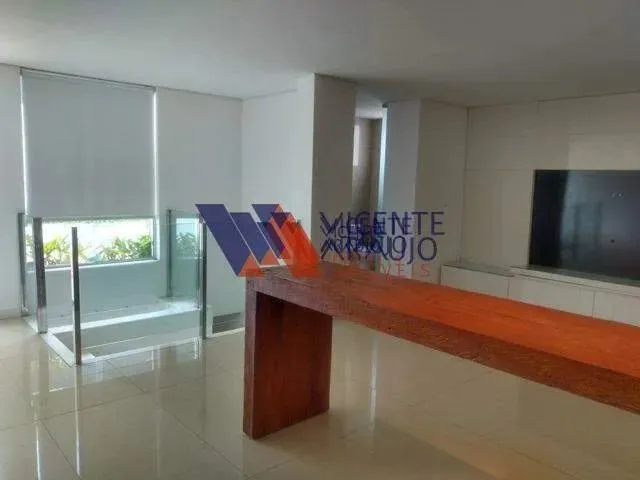 Cobertura disponível para locação no Centro de Betim