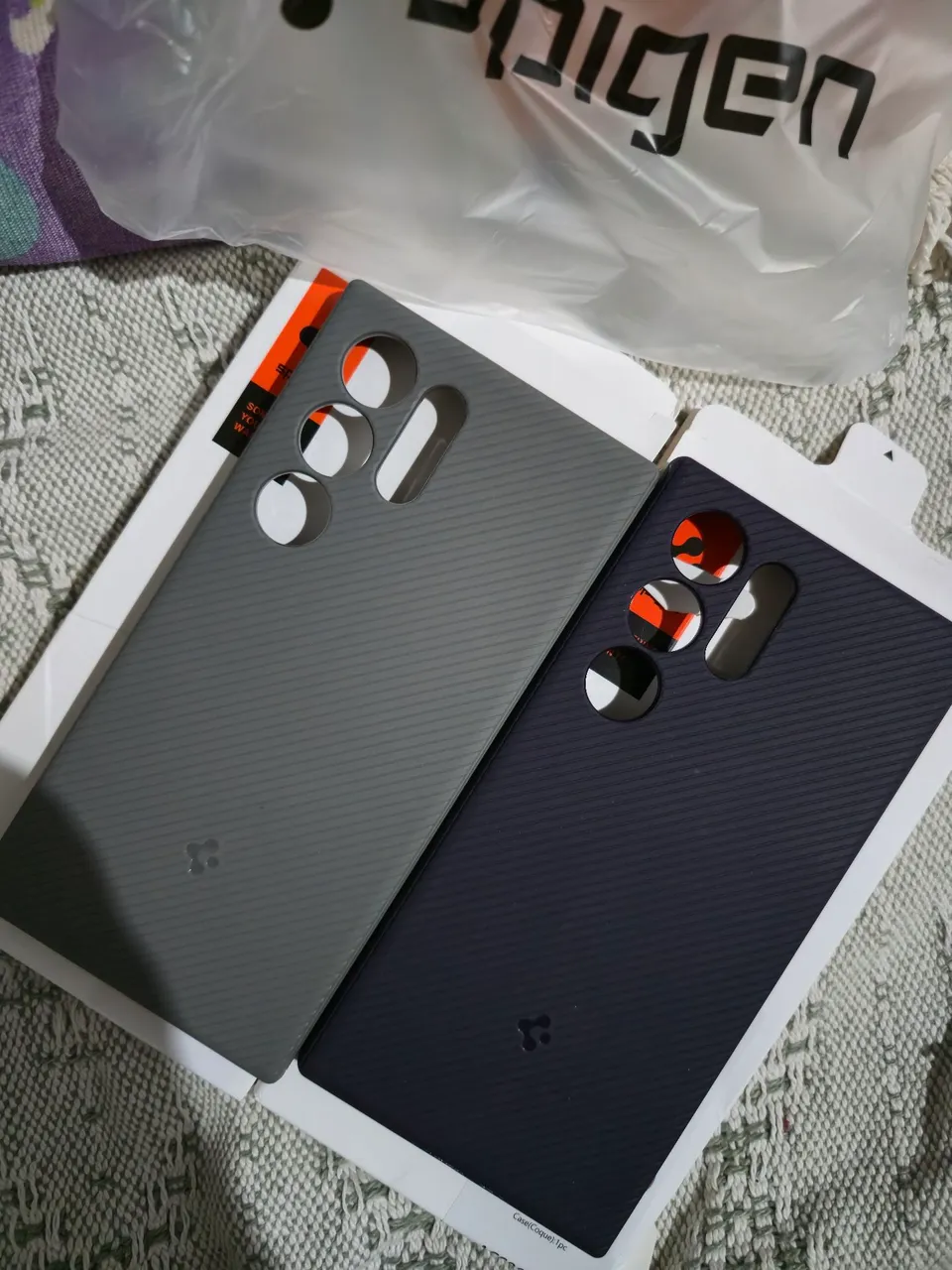 Capas Spigen para S24 Ultra