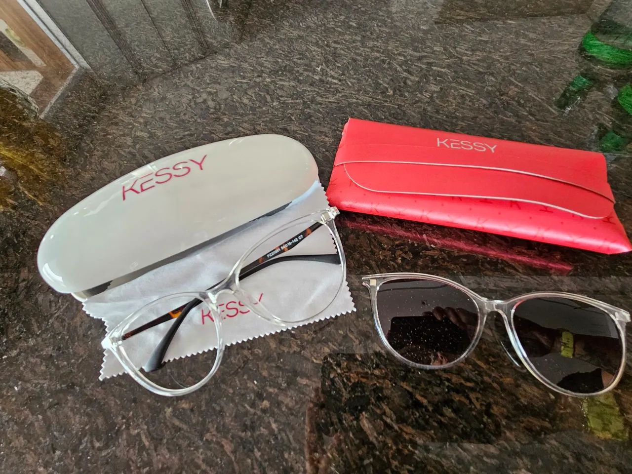 Armação para óculos de grau 2 em 1 feminino Kessy - Foto 2