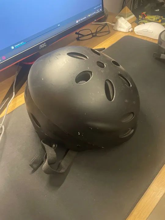 Capacete de proteção para esportes radicais - Foto 3