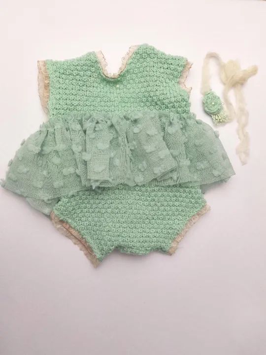Vestido verde para ensaio newborn