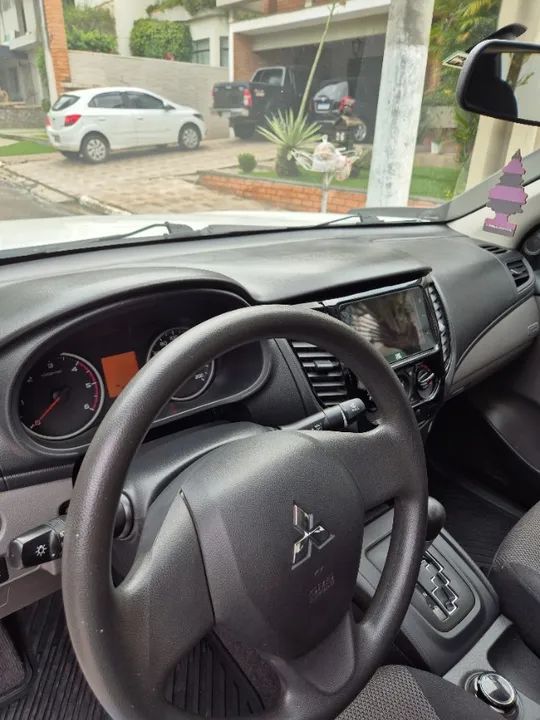 Mitsubishi L200 Triton 2022 2.4 16v Turbo Diesel Savana Gls - ÚNICO DONO - Foto 5