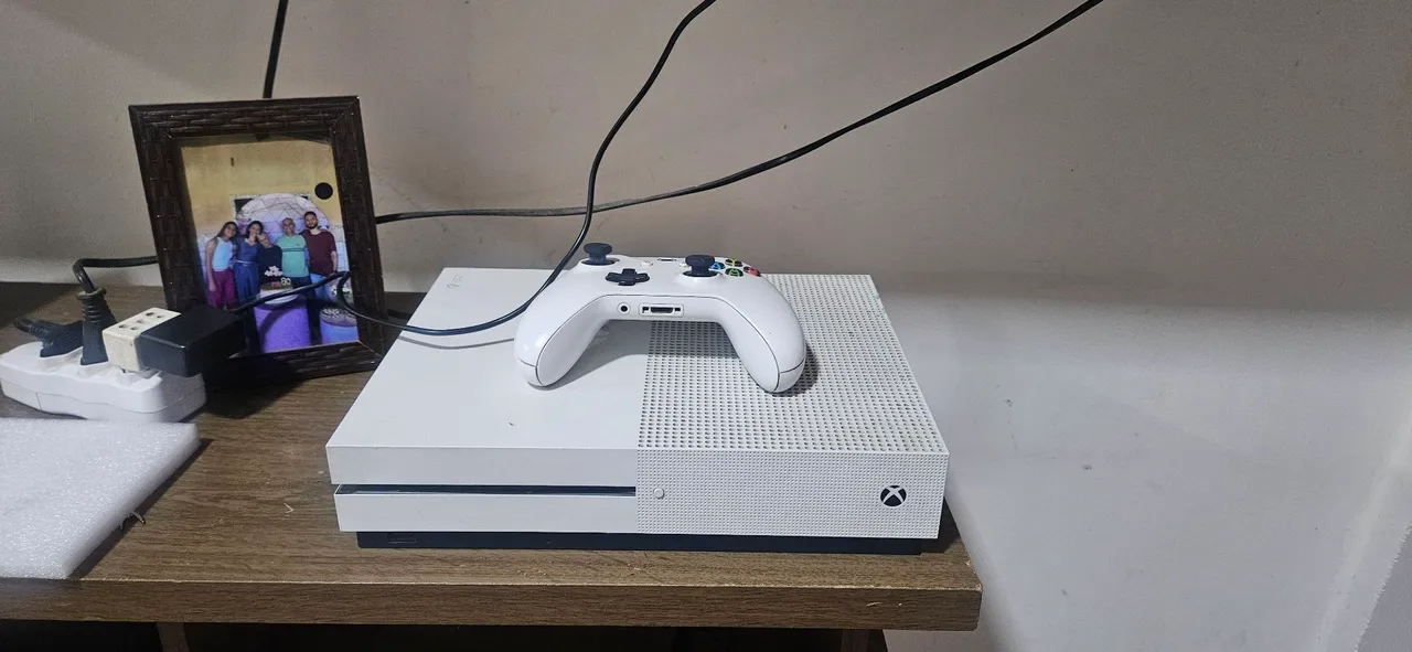 Xbox One S - Console Original Microsoft