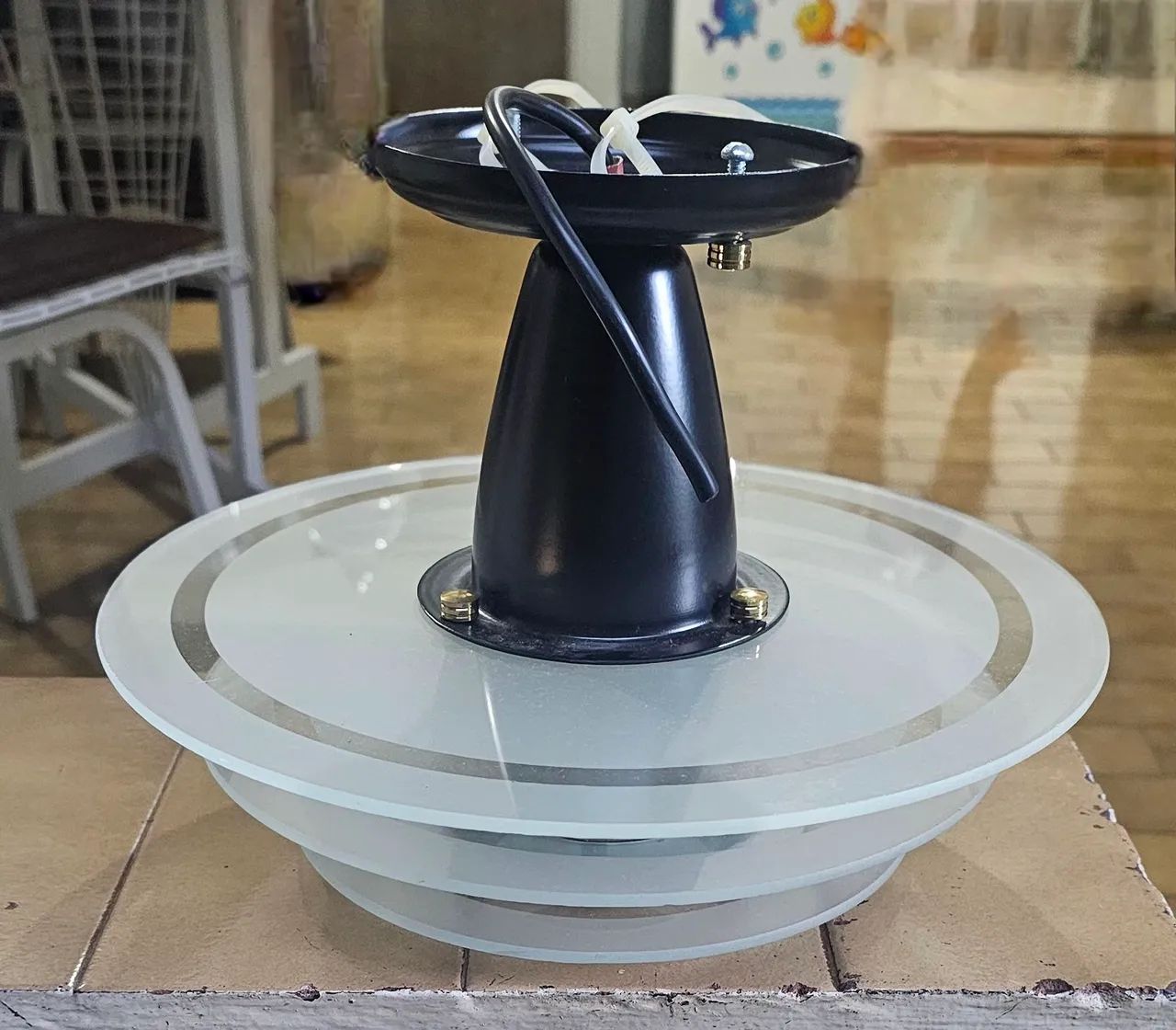 Luminária de Teto Clássica