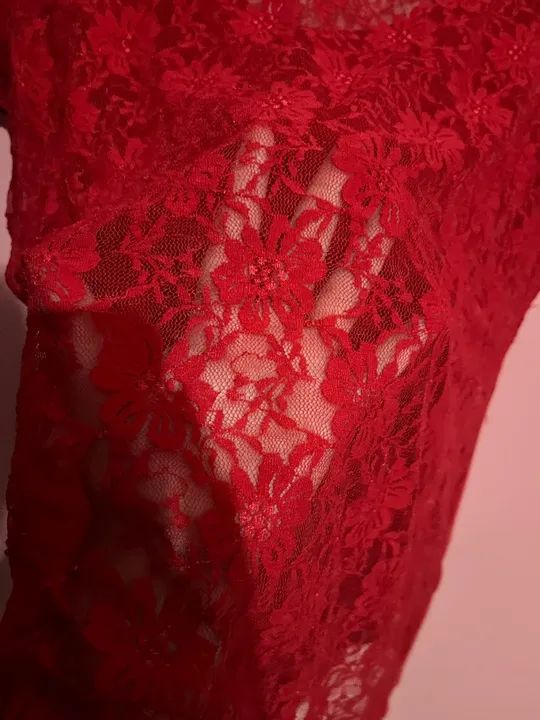 Blusa de renda vermelha TAM 50 - Foto 2