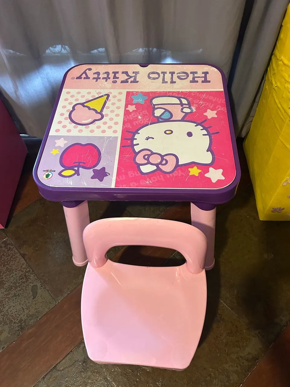 Mesa infantil Hello Kitty  - Foto 2